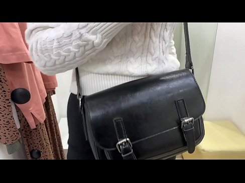 ❤️ Masturbation poblach den ghalla òg FeralBerry le dildo anns an t-seòmar suidheachaidh ❌ Porn anal aig porn gd.high-pass.ru